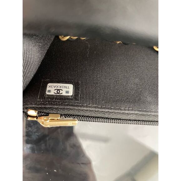 Chanel Women Pre-Loved Bag Very Good Condition - Picture 8 of 8